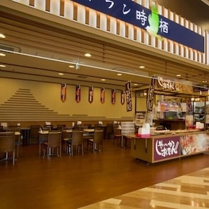 お食事