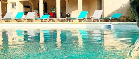 Piscine extérieure