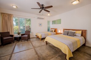 4 bedrooms, iron/ironing board, WiFi, bed sheets