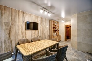 Lobby sitting area - House 213 (Voronezh)