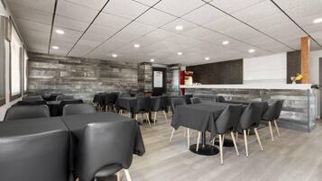 Desayuno continental incluido todos los días