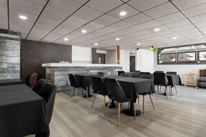 Free daily continental breakfast - Travelodge by Wyndham Blairmore (Blairmore)