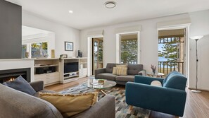 TV, peis og stereoanlegg