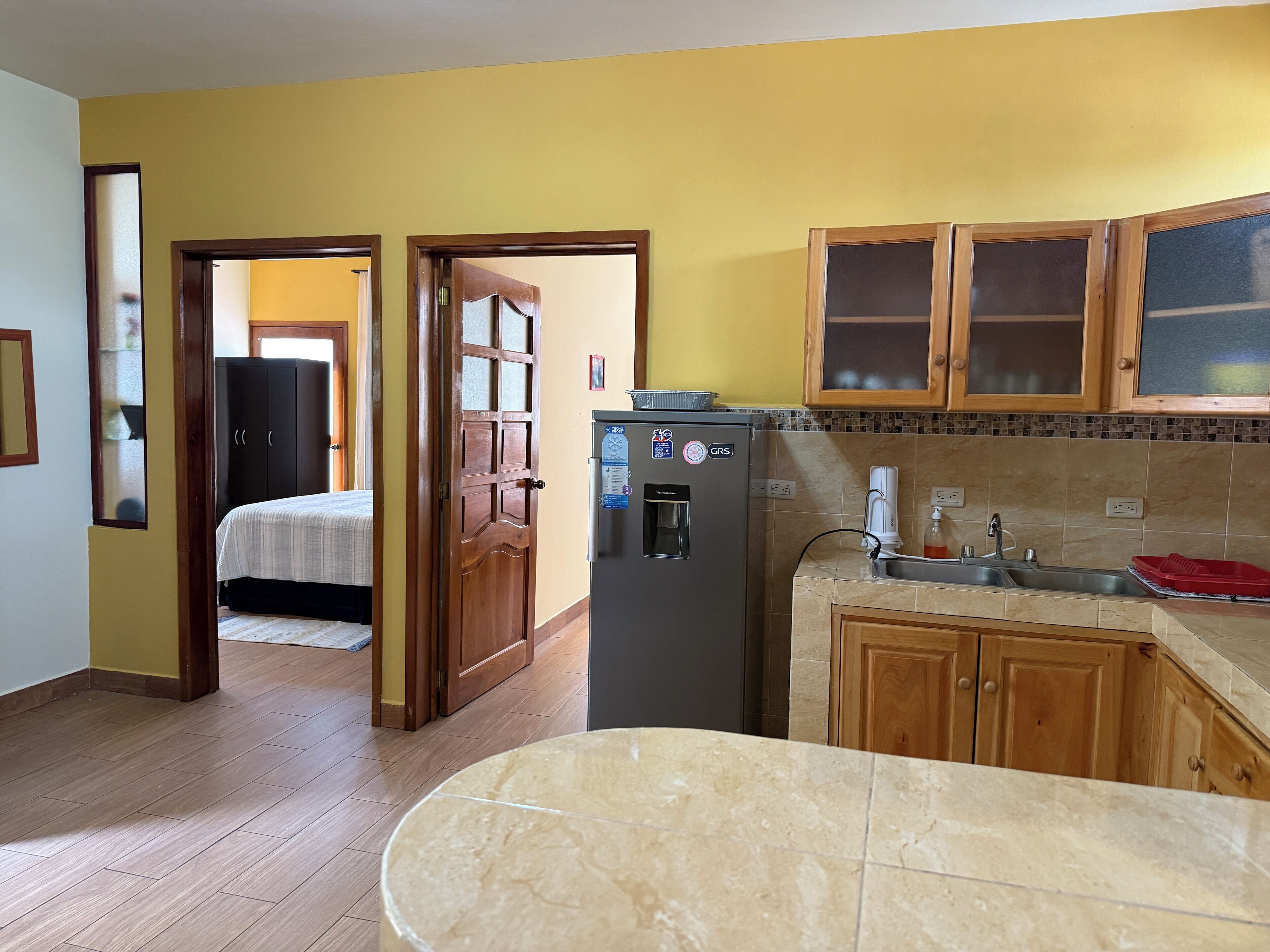 family apartment | private kitchen | fridge, microwave, oven, stovetop