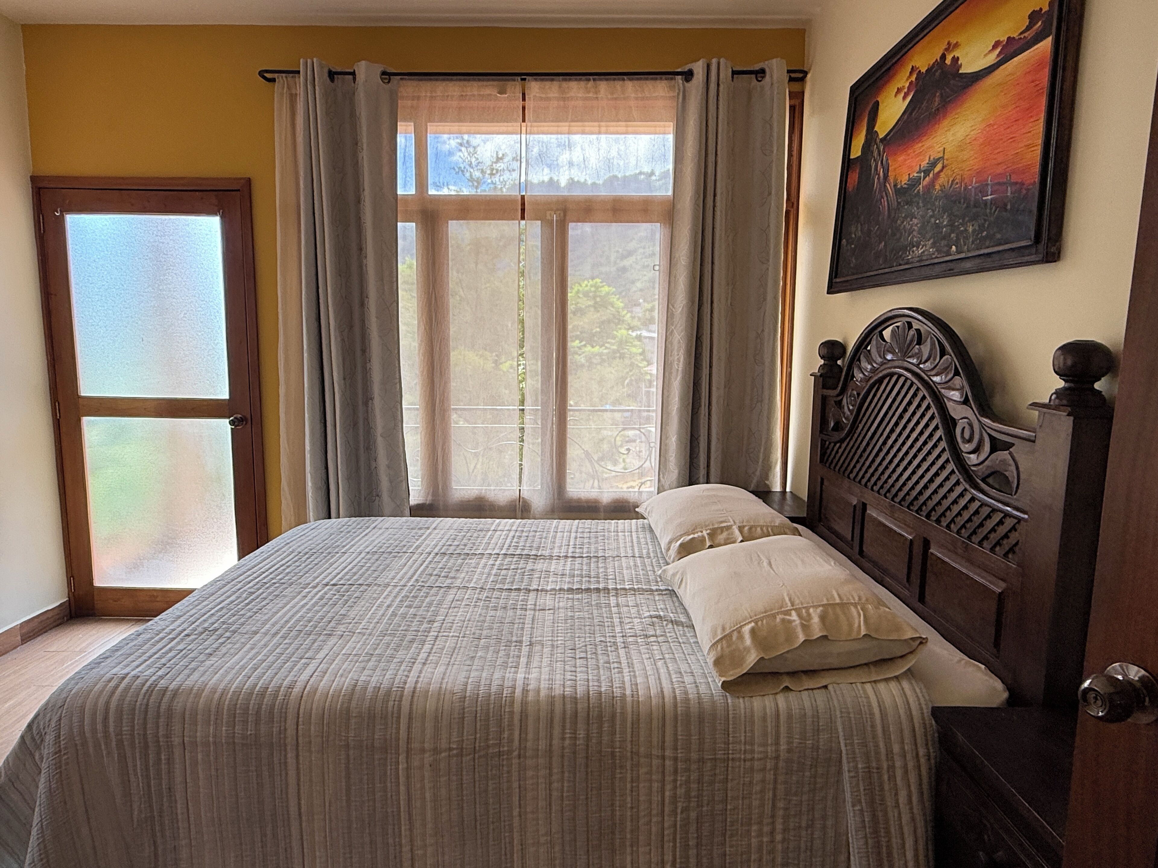 family apartment | 1 bedroom, desk, iron/ironing board, free wifi