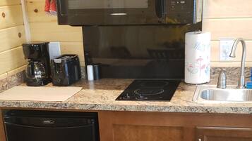 Small Cabin, Mountain View | Private kitchenette | Fridge, microwave, stovetop, coffee/tea maker