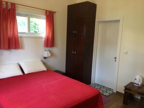 1 Schlafzimmer, Zimmersafe, Bügeleisen/Bügelbrett, WLAN