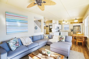 Premium-Ferienhaus, 4 Schlafzimmer, Seeblick | Wohnzimmer