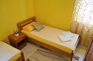 2 bedrooms, iron/ironing board