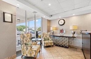 Lobby - Direct Oceanfront Condo Renovated & New Furniture-Pools,Hot Tub, Sauna,Free wifi (Myrtle Beach)