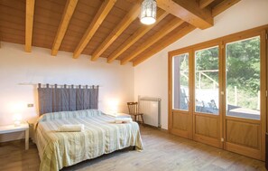 3 Schlafzimmer, Reisekinderbett, kostenloses WLAN