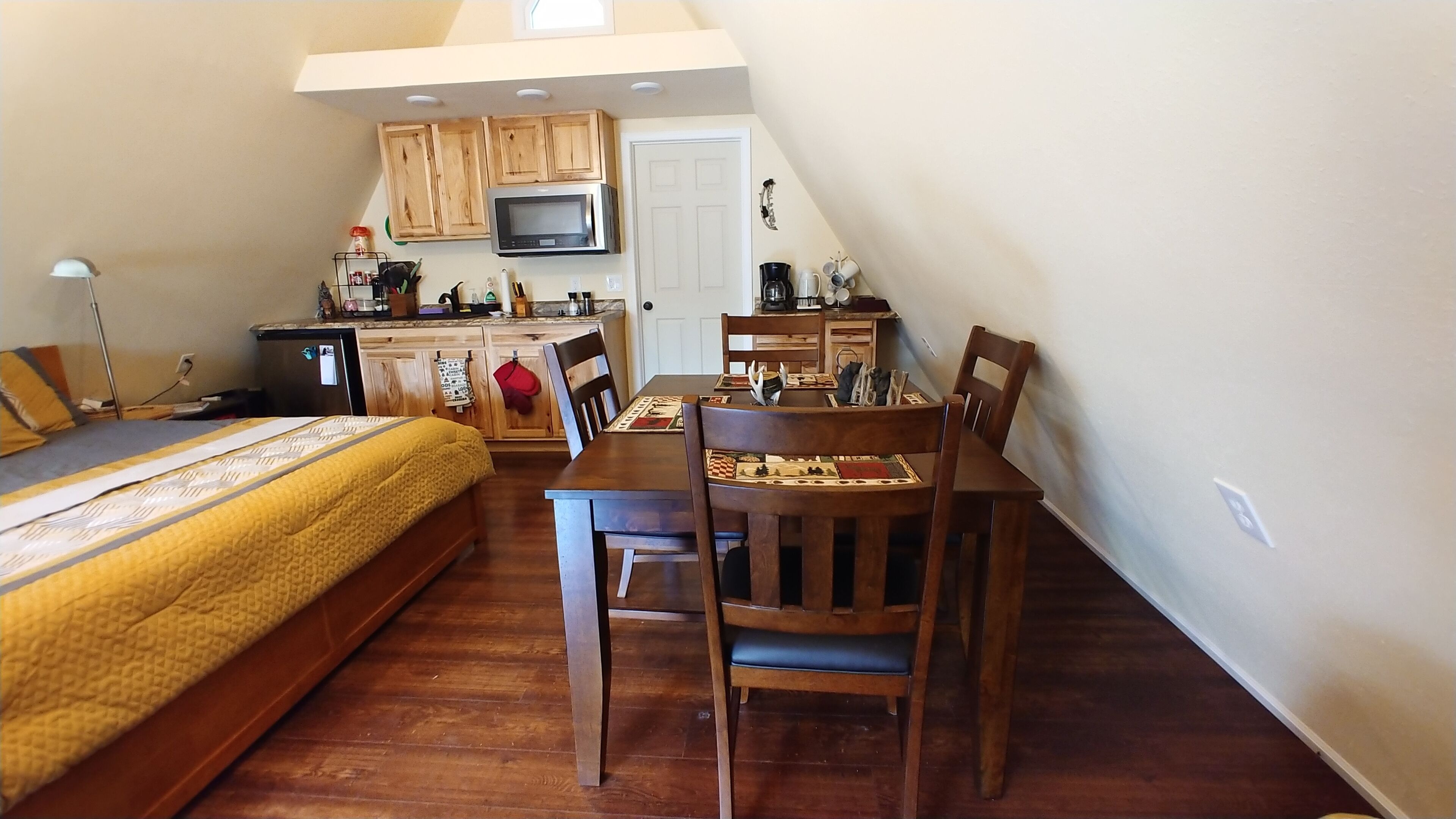 1 slaapkamer, reisbedje, gratis wifi, beddengoed