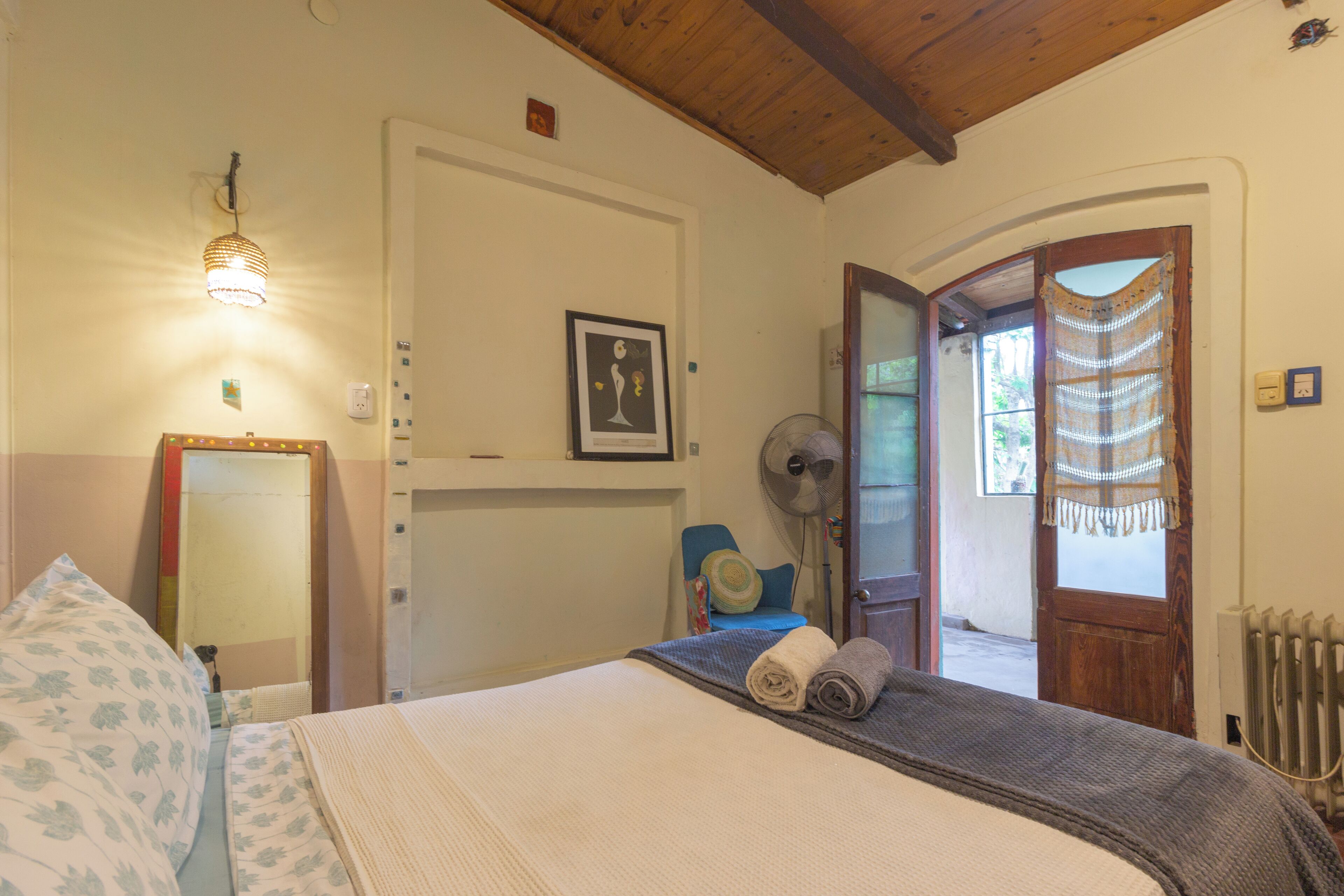 Wifi gratis y ropa de cama 