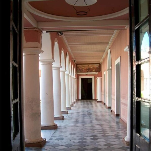 สถานที่น่าสนใจ