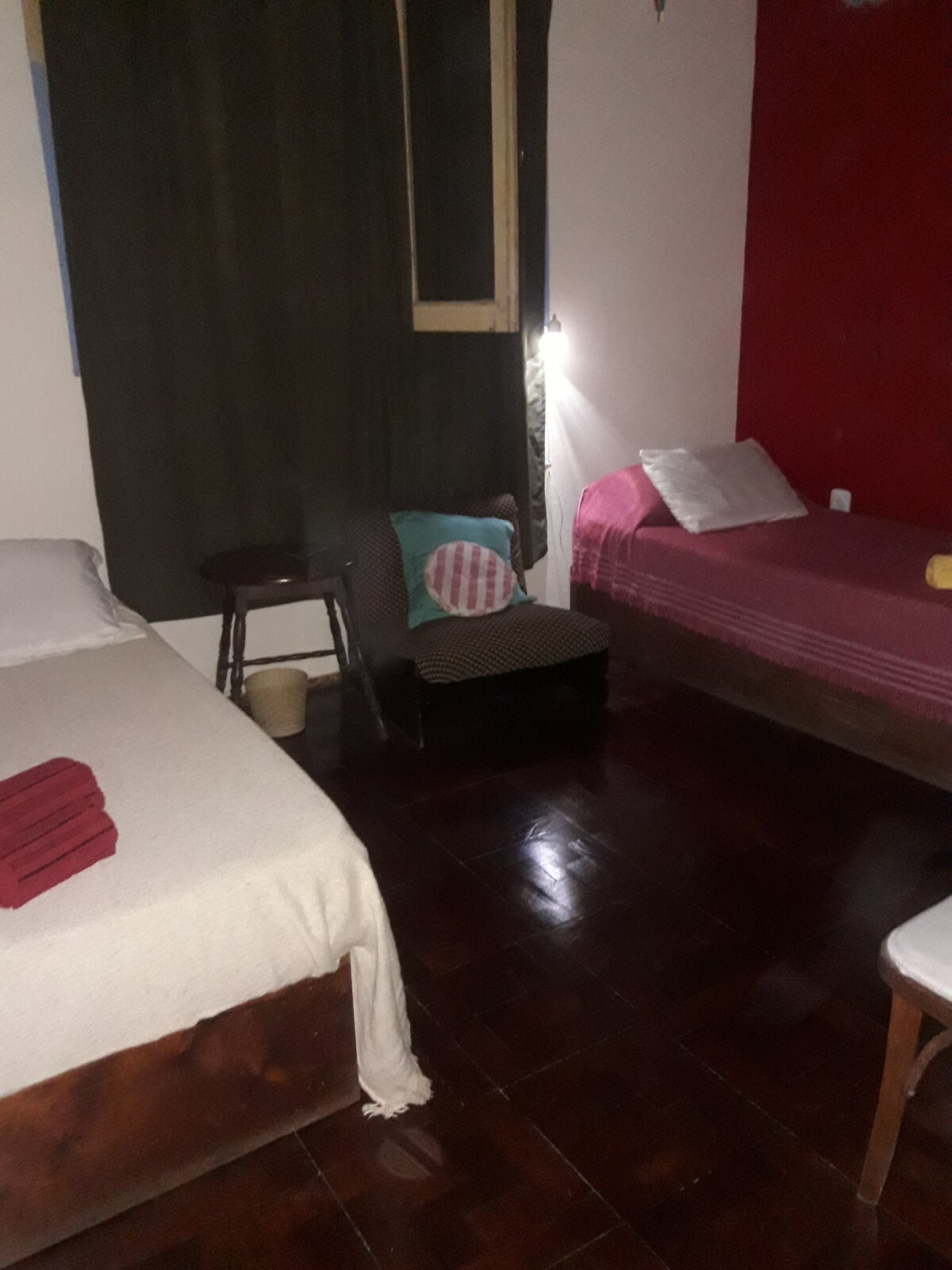 Habitación estándar | Wifi gratis y ropa de cama