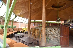 Free daily local cuisine breakfast  - Sawa Sawa Motel (Gisenyi)