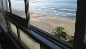 Interior - Apartment at beach in Pitangueiras - Guaruja - SP (Guarujá)