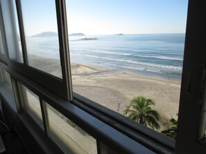 Interior - Apartment at beach in Pitangueiras - Guaruja - SP (Guarujá)
