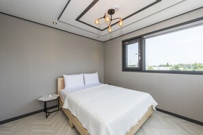 Free WiFi - The Some Plus Soosan (Seogwipo)