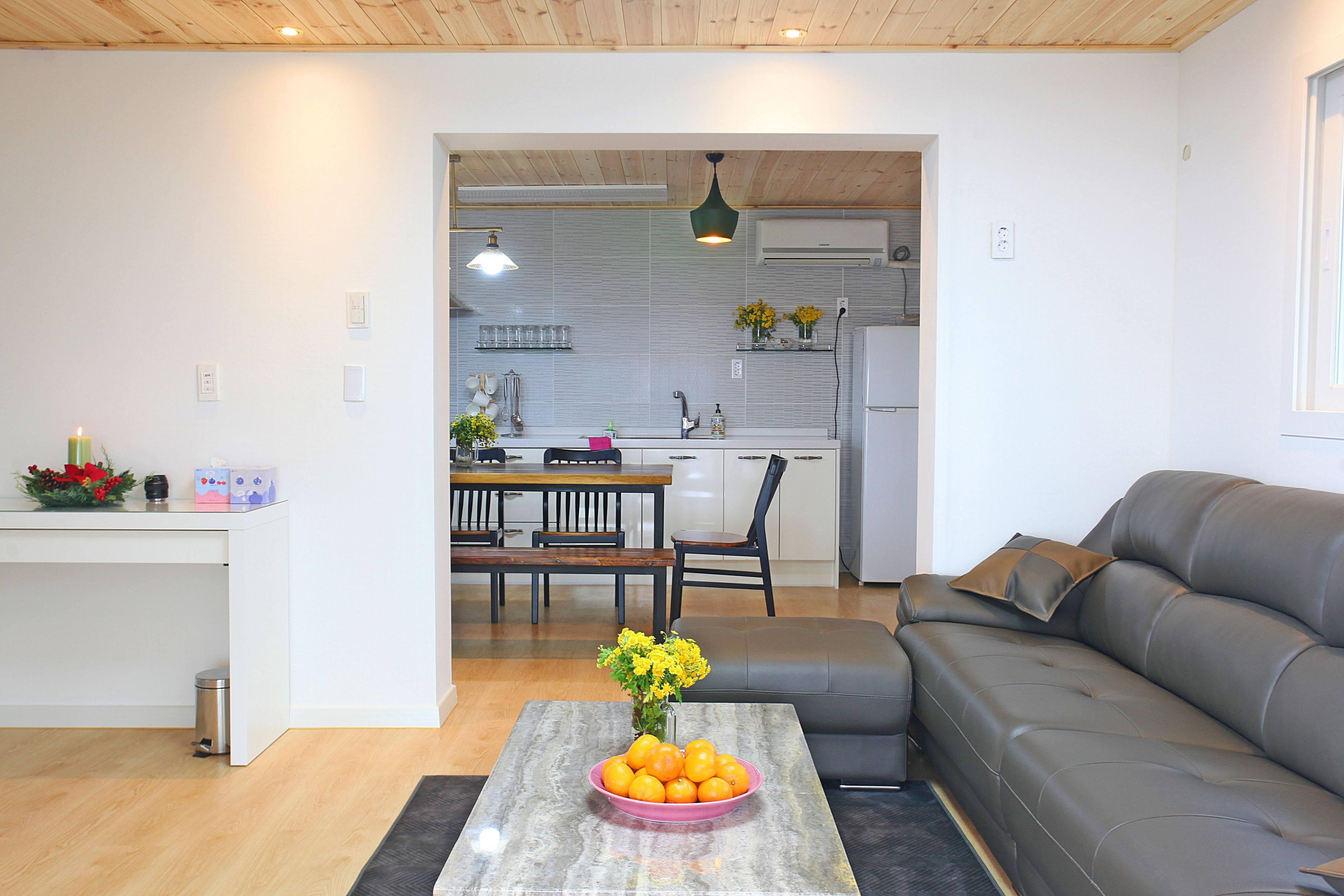 Duplex (45 PY) | Sala de estar | TV de tela plana