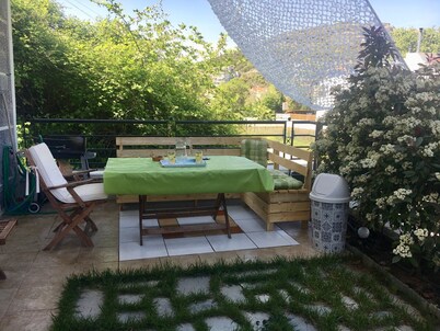 Diamond Resort is situated in the quiet suburbs of Nea Peramos