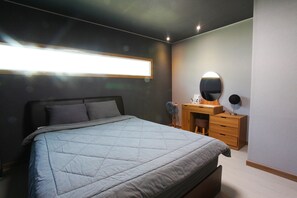 M | Free WiFi - Private Aewol (Jeju City)