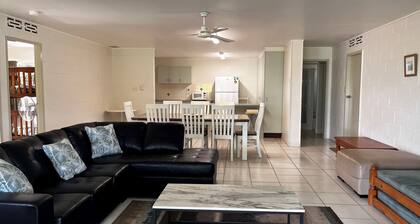 Fullerton - Rainbow Beach. Only a Short Walk to Patrolled Beach