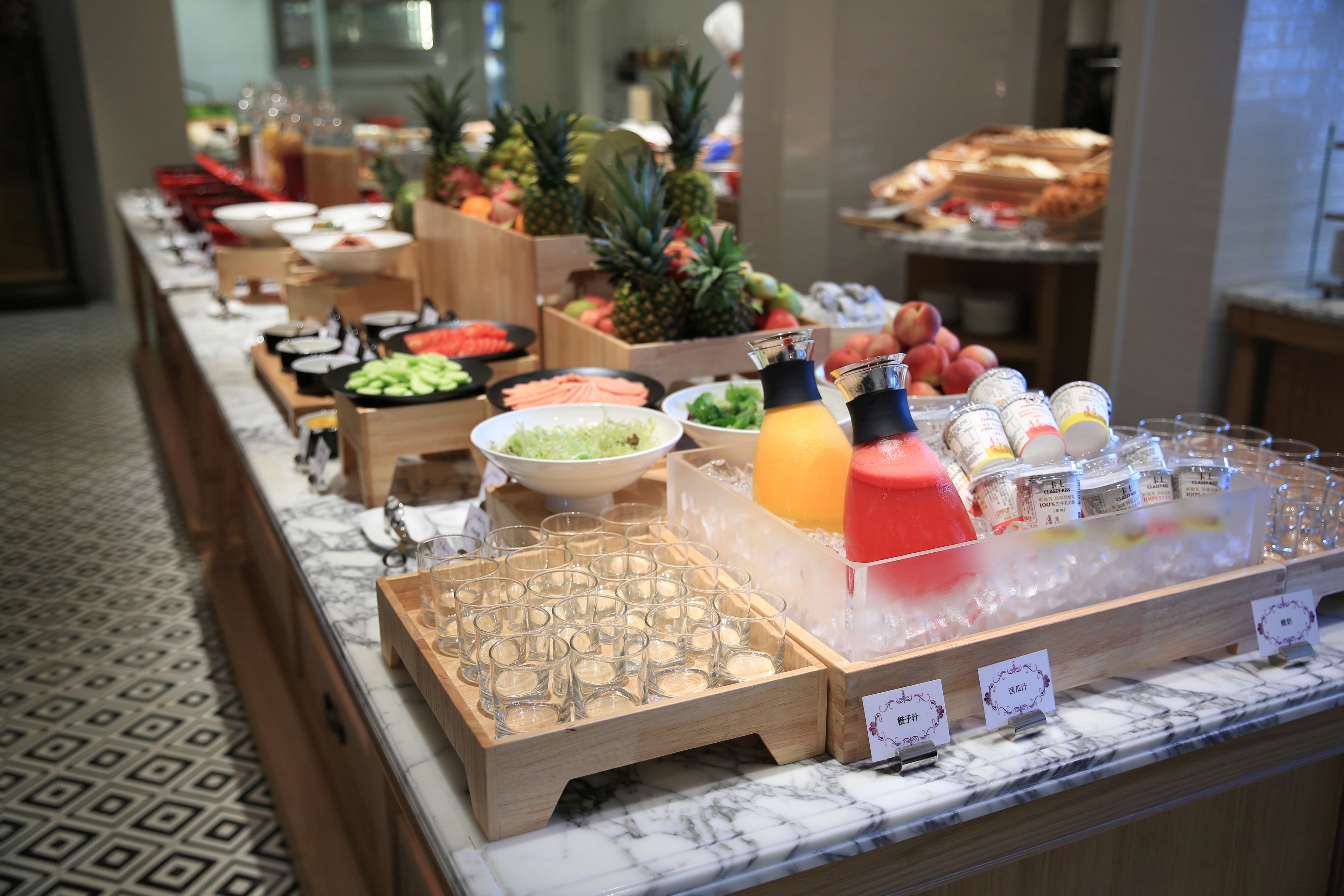 Desayuno buffet diario (CNY 128 por persona)