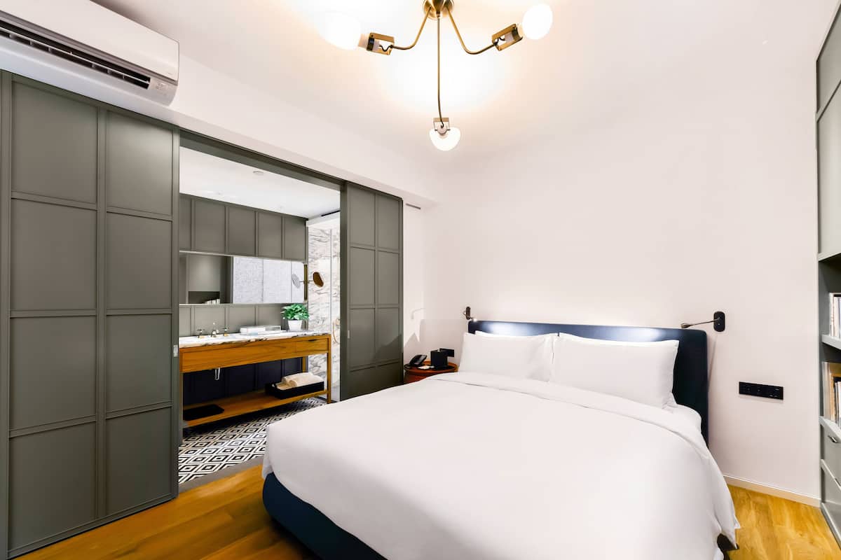 Elite Suite, 1 Queen Bed
