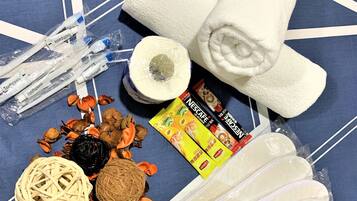 In-room safe, free WiFi, bed sheets