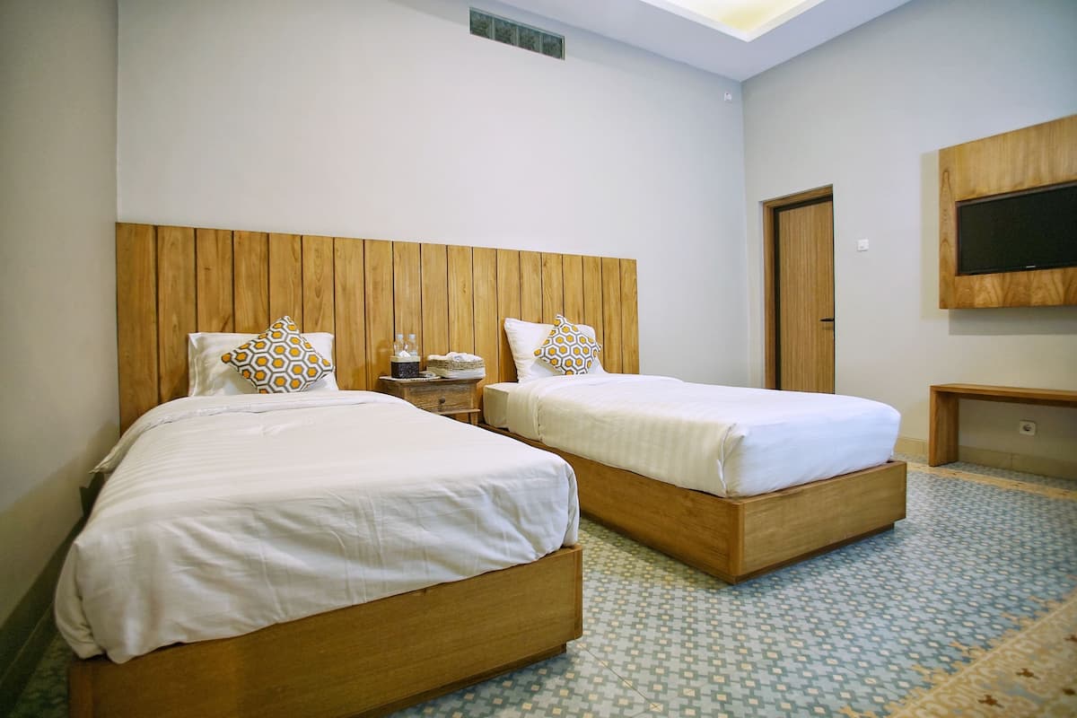 Junior Twin kamer, 2 eenpersoonsbedden | Gratis wifi