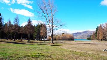 Studio, Jetted Tub, Lake View