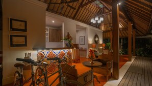 Lobby sitting area - Kama Village Sanur (Denpasar)