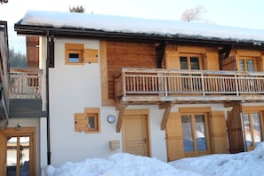 Exterior detail - Chalet adjoining Les Contamines-Montjoie, sleeps 10 (Les Contamines-Montjoie)