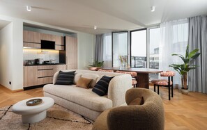 Penthouse, 3 Bedrooms, Terrace