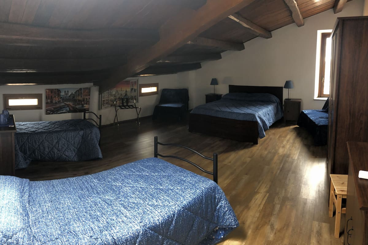Familienzimmer, eigenes Bad (External)