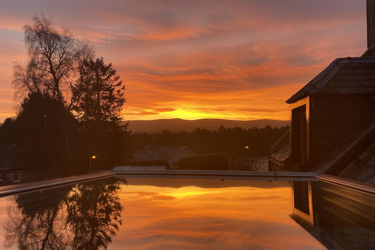 Dubbelrum - badkar (Room 3 Four poster) | 6 sovrum, sÀngtillbehör av högsta kvalitet och individuell inredning