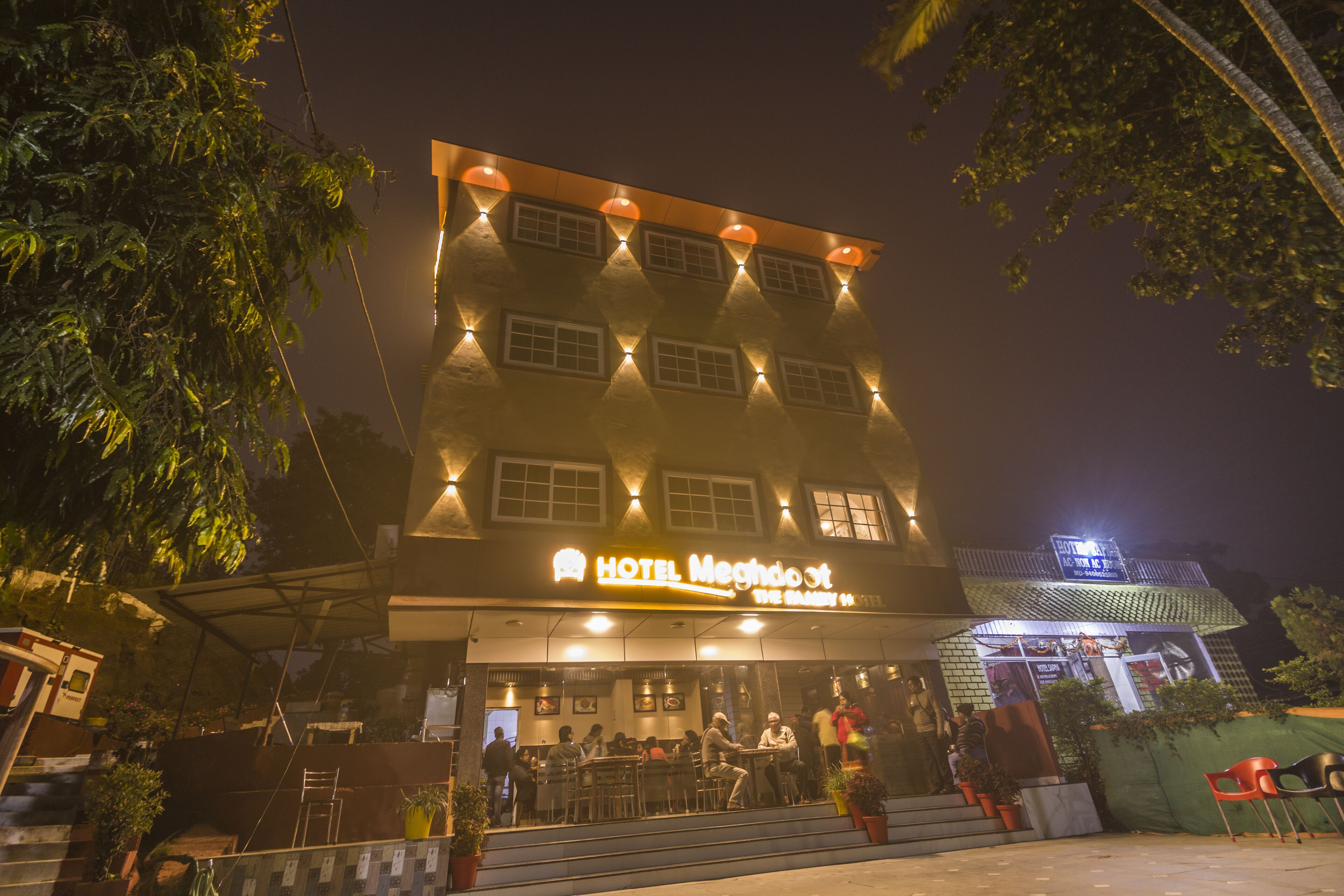 Fachada de la propiedad