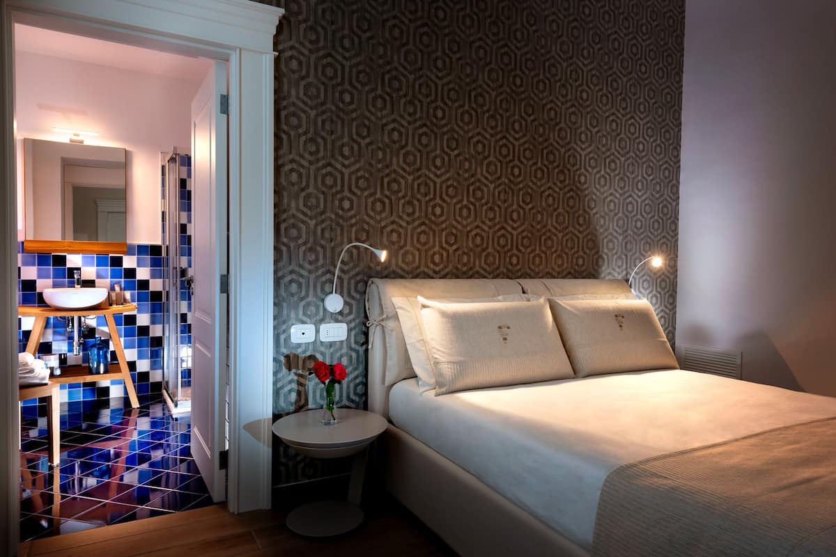 Minibar, in-room safe, desk, blackout curtains