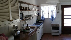 Cottage, Multiple Beds, Garden View | Shared kitchen facilities - Damarakloof farm cottage (Stellenbosch)