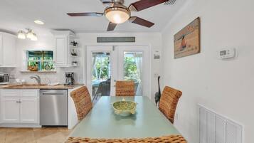 House, 2 Bedrooms | Dining