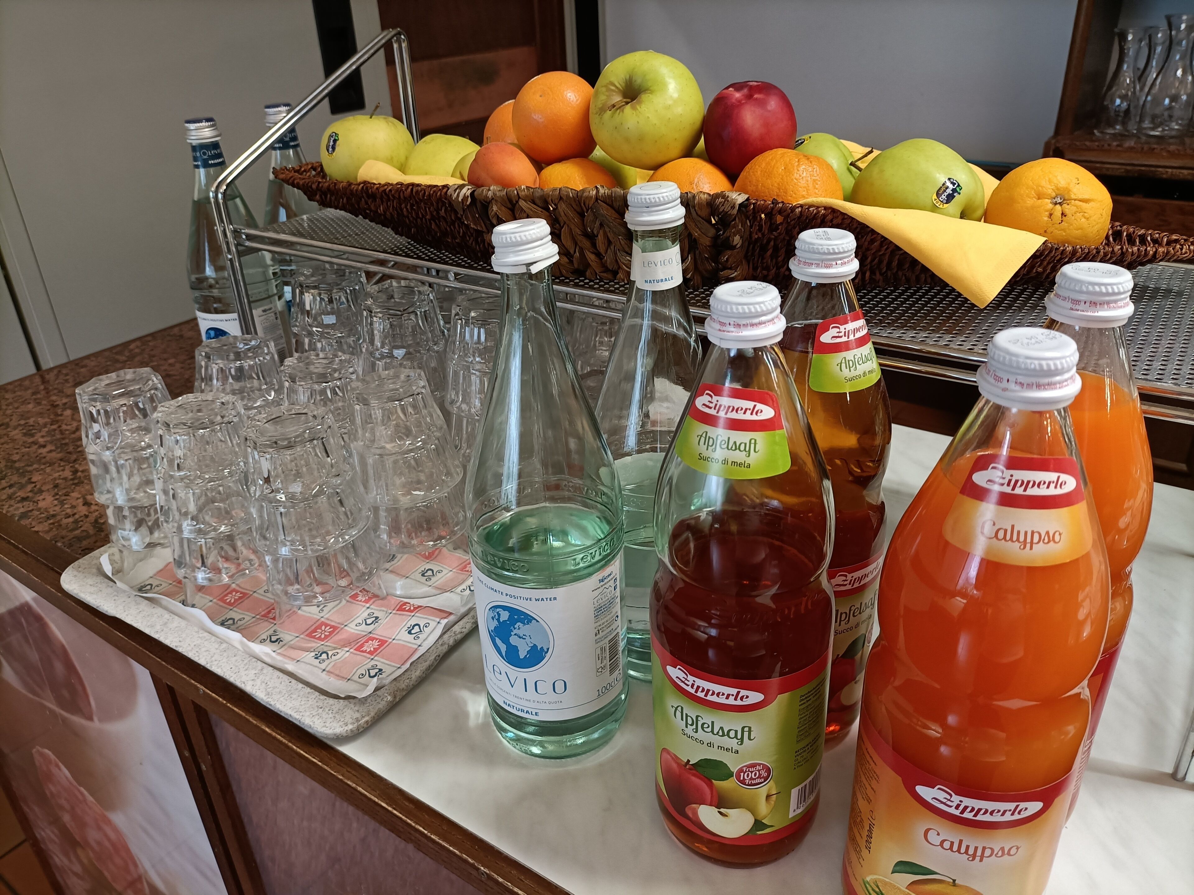 Breakfast buffet