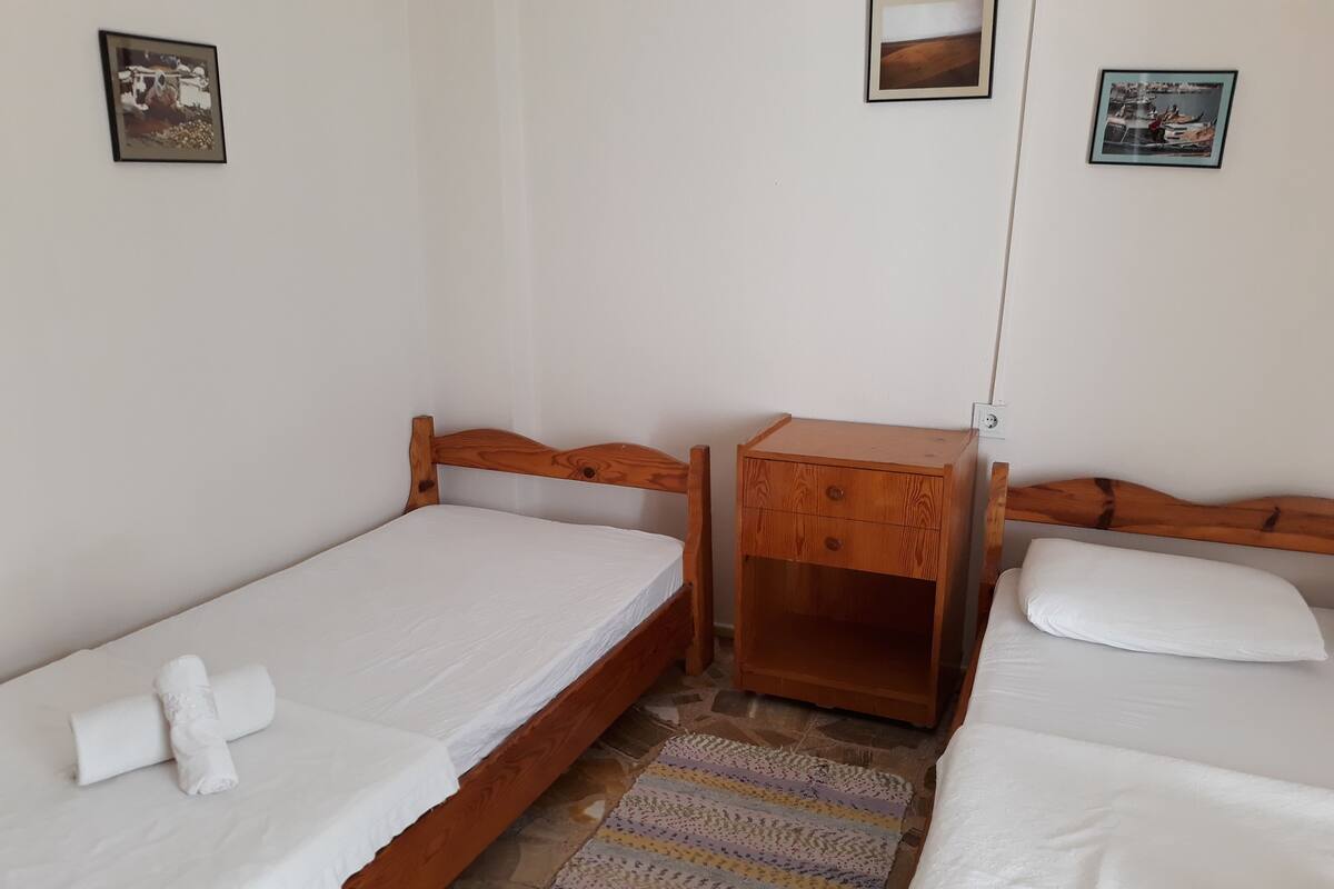 Camas plegables/adicionales, wifi gratis y ropa de cama 