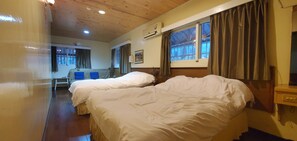 Neljän hengen huone (甲) | Untuvapeitot, pimennysverhot, ilmainen Wi-Fi, vuodevaatteet