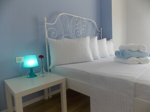 Desk, soundproofing, iron/ironing board, free WiFi - Amarilis Luxury Apartment (Sarandë)