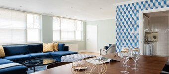 The Kensington Palace Mews - Bright & Modern 6bdr House With Parking Space