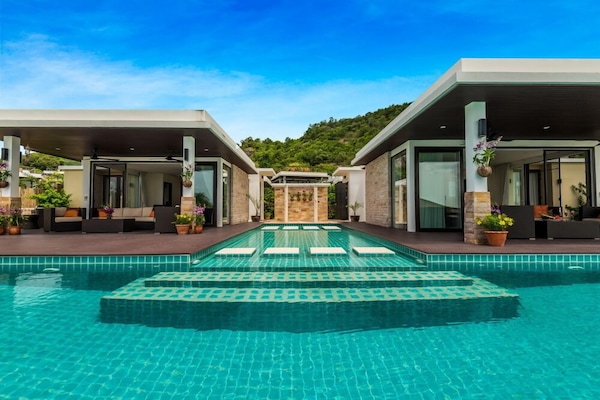 5-Bedroom Villa with Private Pool | Private pool