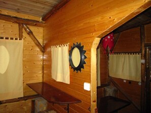 Bungalow, 2 Bedrooms (2)