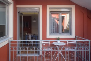 Apartment, Balcony | Hiên