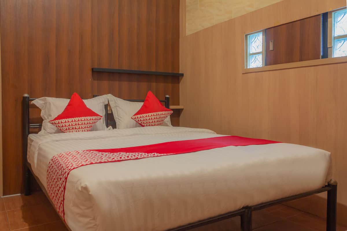 Chambre Standard double | Bureau, accĂšs au Wi-Fi (inclus), literie fournie